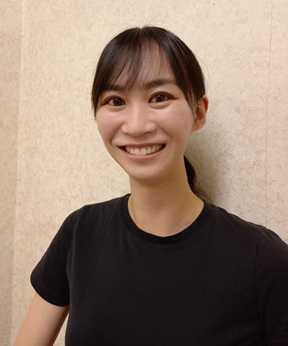 山崎　真理