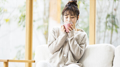 白湯の効果って?簡単な作り方や飲み方、注意点も紹介