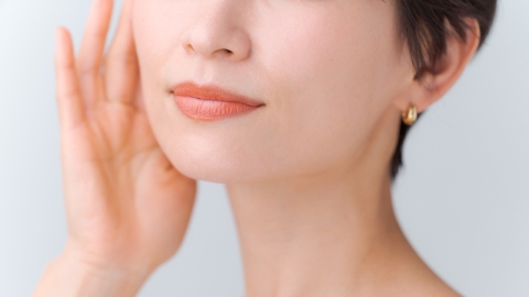 透明感のある肌の女性