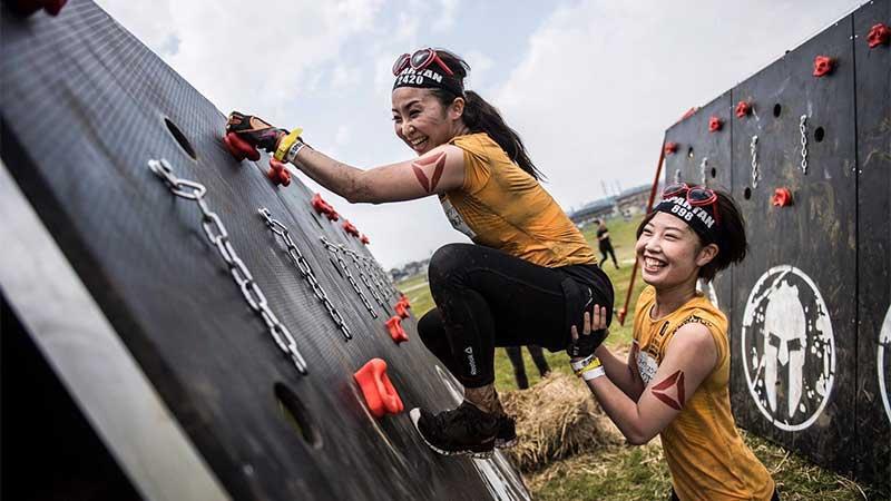 女性も続々挑戦！スパルタンレースの楽しみ方！